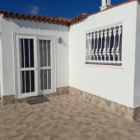 Villa Casa Eliana Amarilla Golf 3 Bed 2 Bath Heatedpool San Miguel de Abona